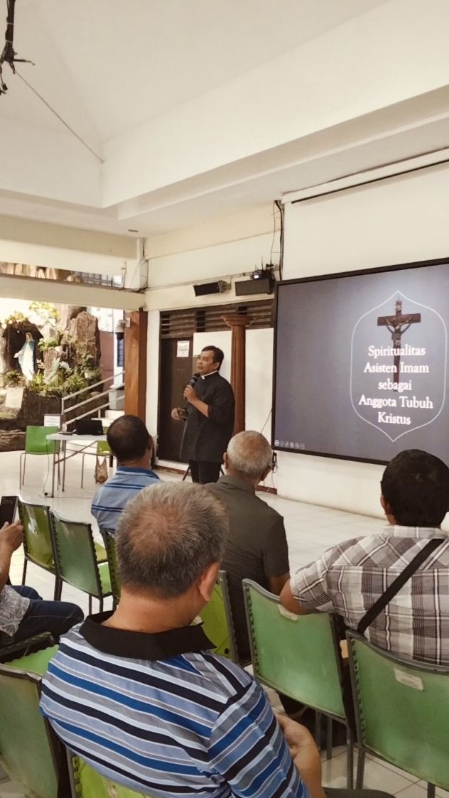 Materi oleh RD Paulus Febryanto, Lic.Theol.